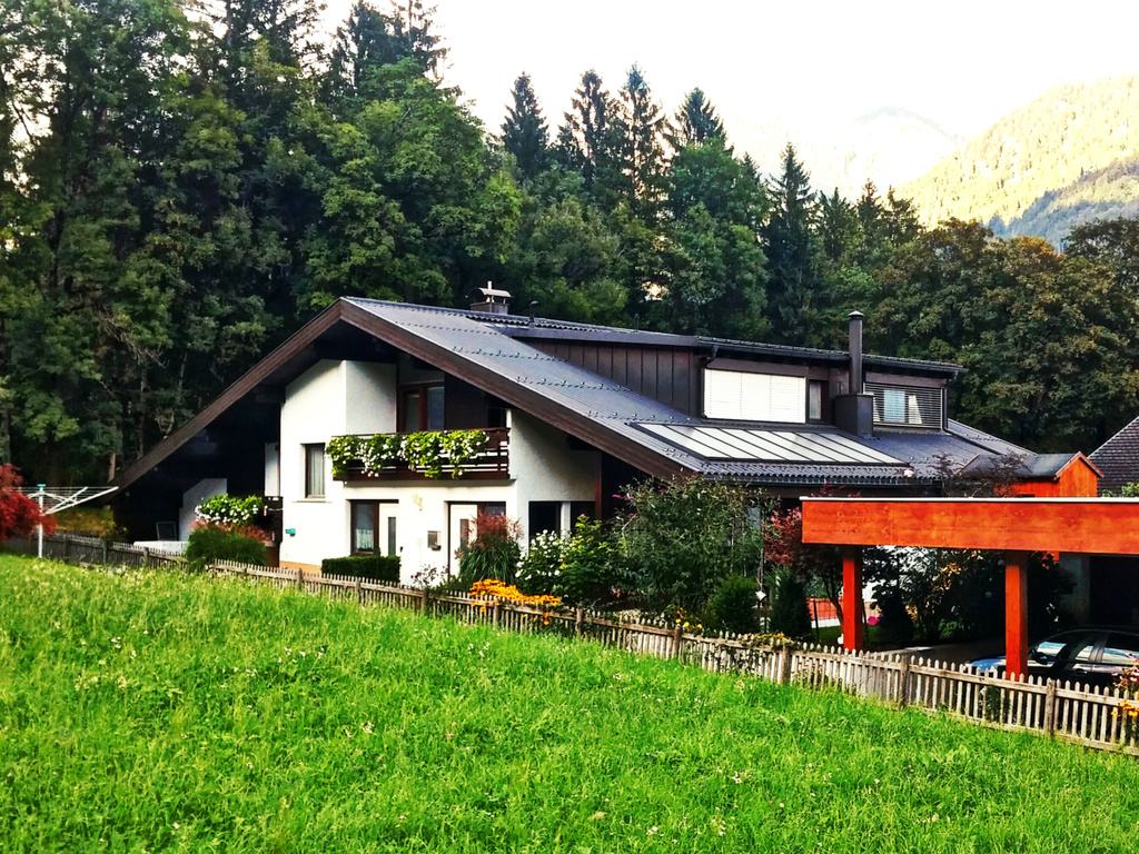 Apartment Diel im Sommer