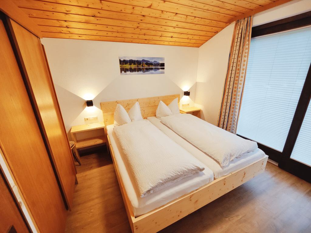 Schlafzimmer mit Terrasse